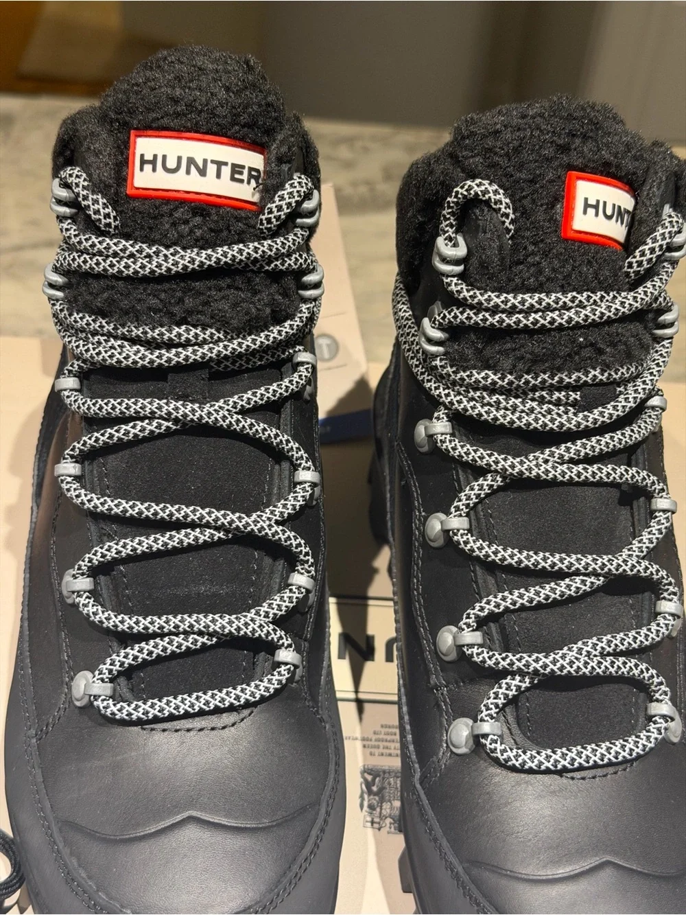 Hunter w commando chelsea Black Leather Lace-Up Hiker Boots with Sherpa Collar